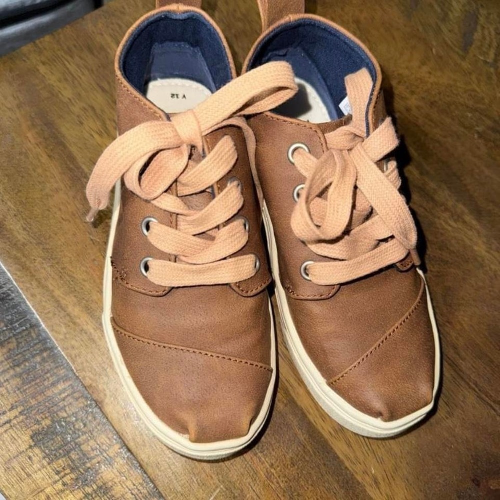 Tom youth botas